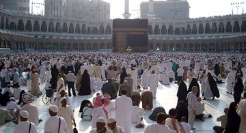 Həcc ziyarəti ilə bağlı Allahşükür Paşazadəyə MƏKTUB