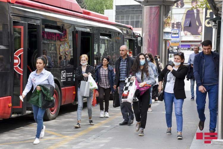 Hikmət Hacıyev yoluxmanın artma səbəbindən danışdı