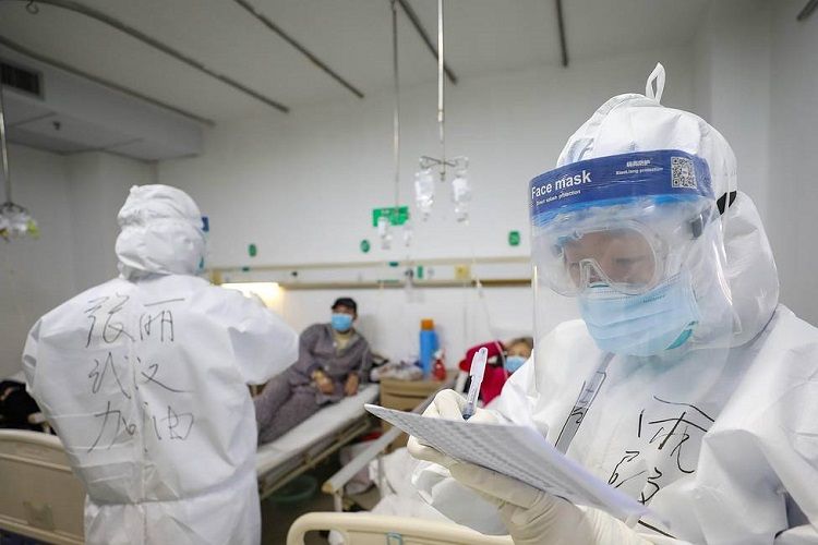 Çində koronavirusa yoluxanların 70%-dən çoxunda sağalma qeydə alınıb