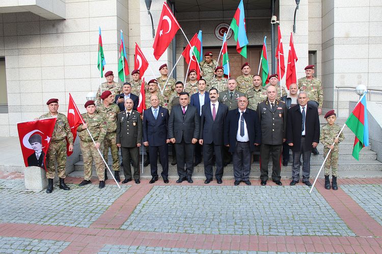 Azərbaycanın bir neçə təşkilatı Türkiyə səfirliyində olublar - FOTOLENT