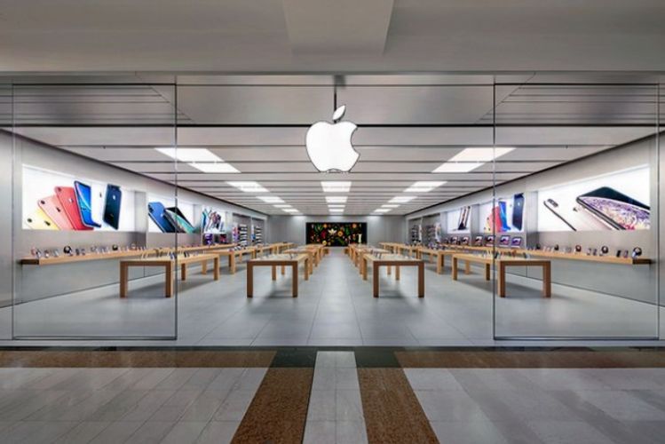 Koronavirus "Apple" şirkətini də "vurdu" - Mağazalar bağlanır 