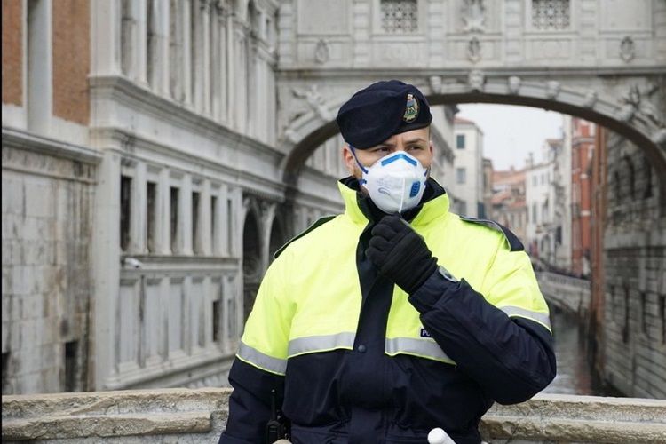 İtaliyada bir sutkada 368 nəfər koronavirusun qurbanına çevrilib