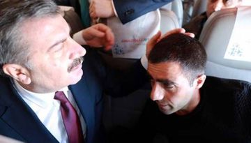   Türkiyədə nazir gənclərə səsləndi: RİSKİ EVİNİZƏ DAŞIMAYIN!