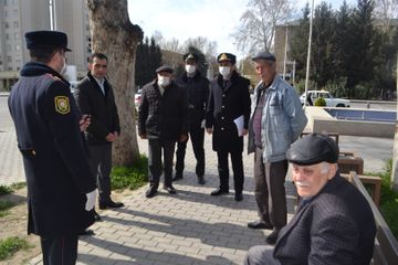 Karantinə əməl etməyən yaşlılara XƏBƏRDARLIQ edildi - FOTO