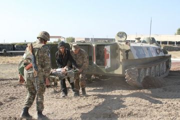 Atəşkəsi pozan erməni hərbçi yaralandı