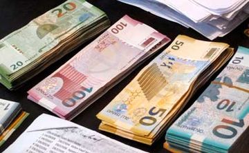 Azərbaycanda evdən külli miqdarda pul və qızıl oğurlandı