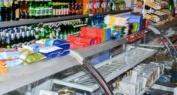 Bakıda gənc qadın marketdən oğurluq etdi