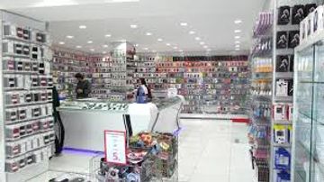 Bakının mərkəzində mağazadan telefon oğurlandı