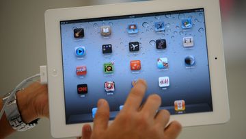 Bakıda mağazadan bahalı planşet oğurlandı