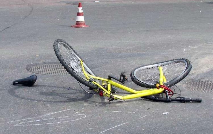  Yük maşınının vurduğu velosipedçi öldü