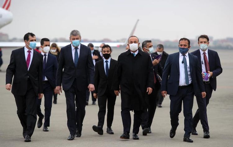 Türkiyənin Xarici İşlər Naziri Azərbaycanda 