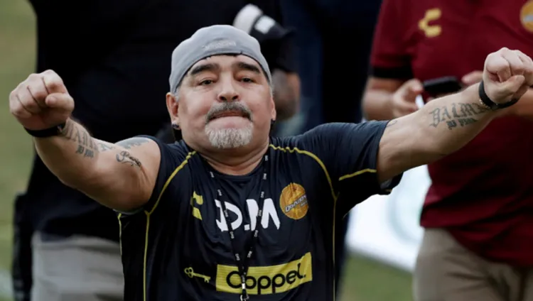  Maradona beyin əməliyyatı edildi: həkim nəticəni AÇIQLADI
