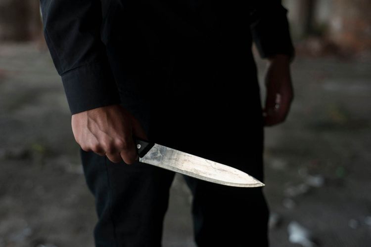 37 yaşlı kişini bıçaqladılar