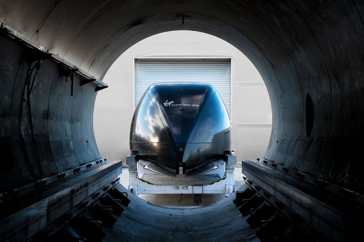 HYPERLOOP - Gələcəyin nəqliyyat növü: saatda 1000 km/sürət - FOTO