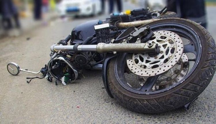 Rayon sakini motosikleti aşıraraq xəstəxanalıq oldu