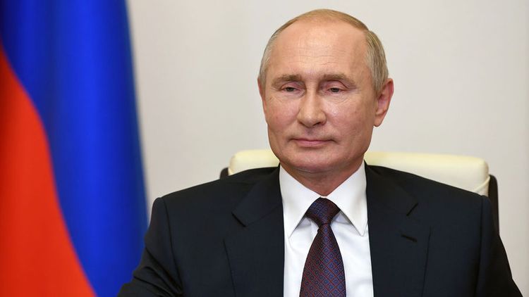 Putin Moldovada seçkilərdə qalib gələn Maya Sandunu təbrik etdi