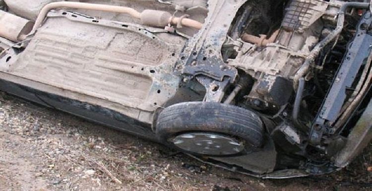 Bakıda maşın aşıb, ölən var
