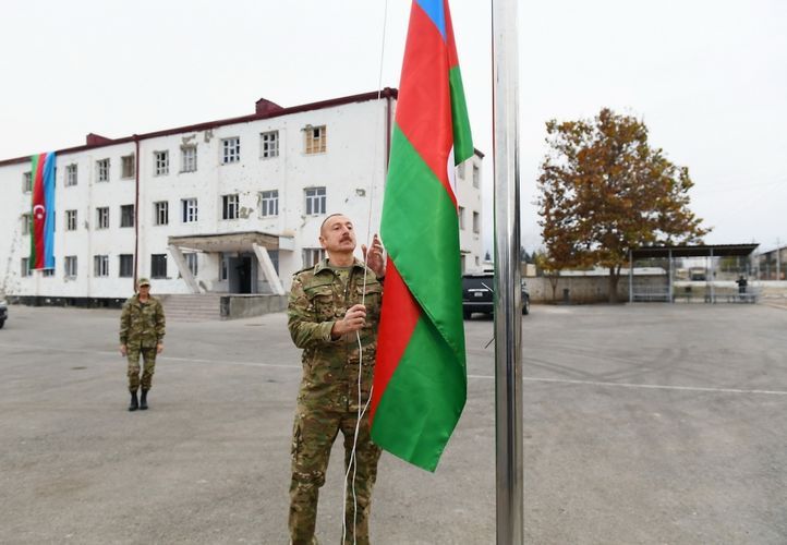 İlham Əliyev: “Azərbaycan bayrağı işğaldan azad edilmiş torpaqlarda əbədi dalğalanacaq”