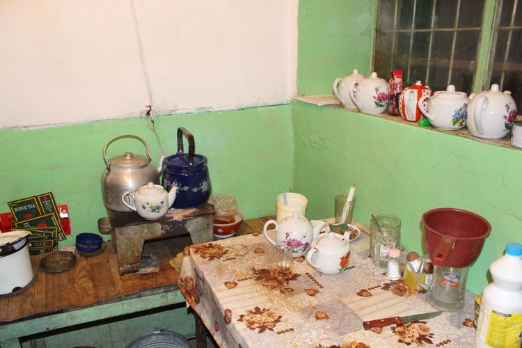 Karantin qaydalarını pozan çayxana aşkar edildi - FOTO