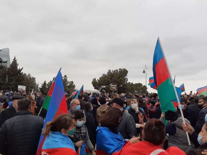 Ağdam sakinləri Şəhidlər Xiyabanını ziyarət etdi - FOTO