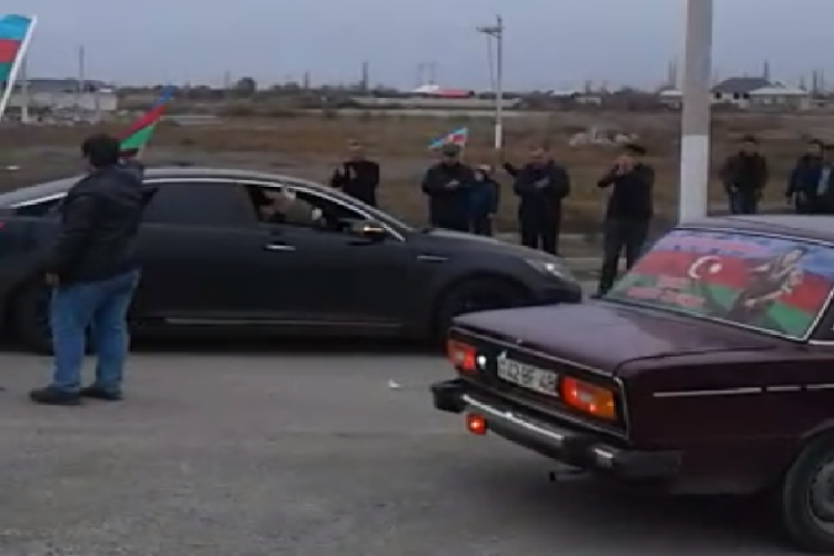 Qarabağ qazisi doğulduğu Yevlax rayonunda coşqu ilə qarşılandı - VİDEO