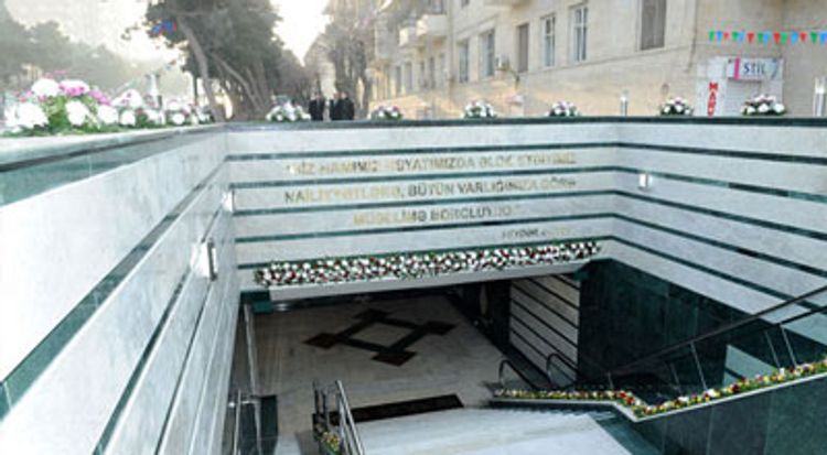 Bakıda yeraltı və yerüstü piyada keçidlərinin əleyhinəyik - RƏSMİ