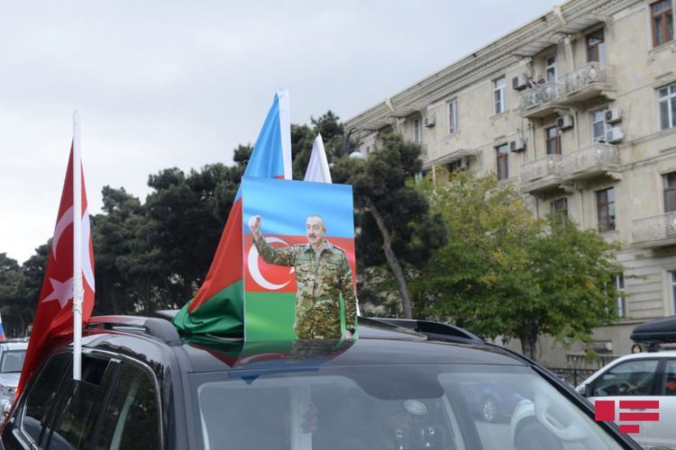 Kəlbəcərin azad edilməsi münasibəti ilə Bakıda avtoyürüş keçirildi