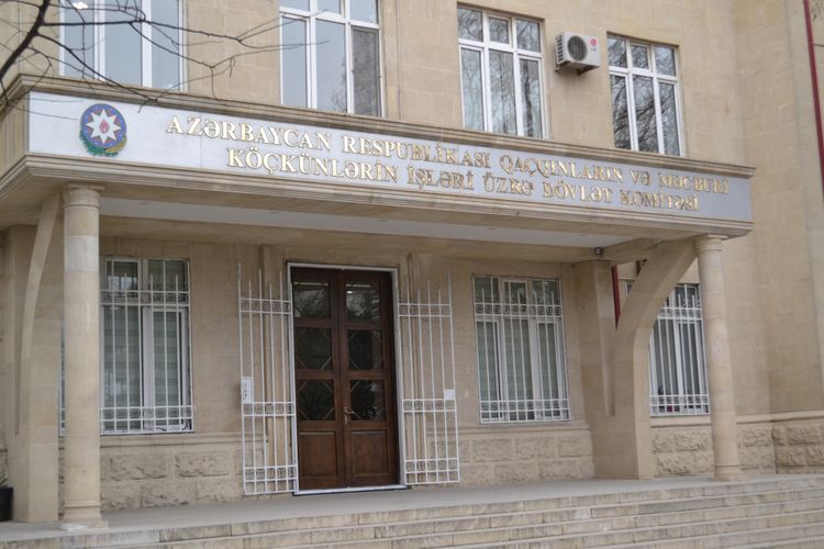 “Yanğın baş verən ünvanda yaşayan 9 məcburi köçkün ailəsi müvəqqəti məskunlaşıb” - RƏSMİ