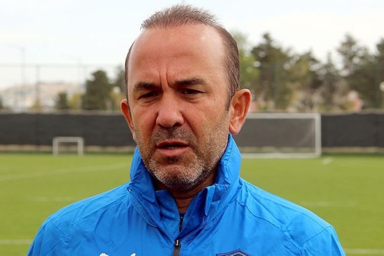 Türkiyədə daha bir məşqçi istefaya göndərildi