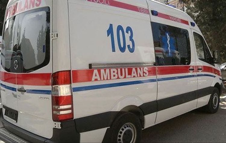 Bakı-Qazax yolunda baş verən qəzada sərnişin yaralandı