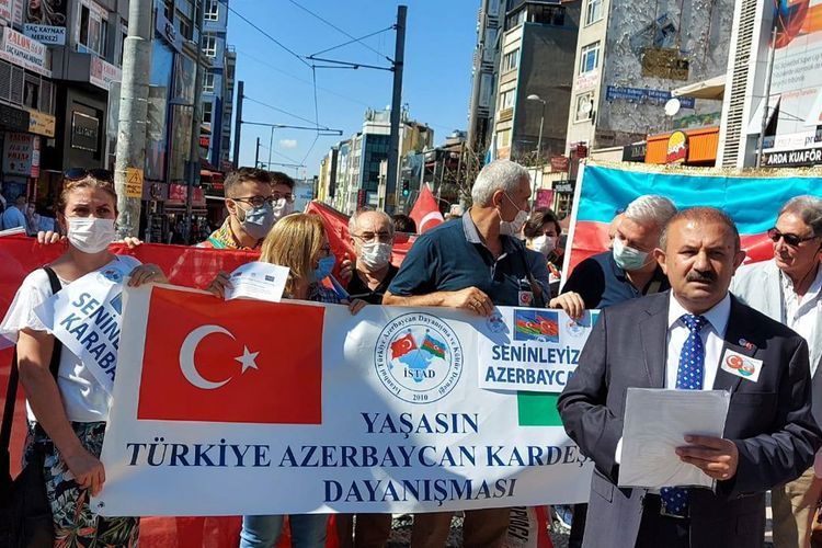 İstanbulda Azərbaycana dəstək AKSİYASI
