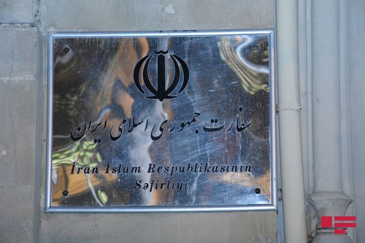 İran səfirliyi: “Günahsız insanlara, şəhərlərə hücum hərbi cinayət sayılır və dərhal dayandırılmalıdır”
