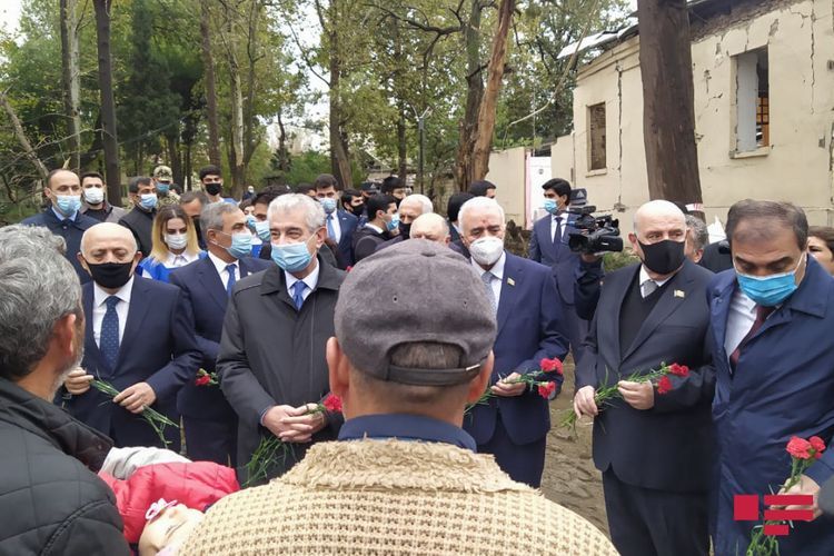 "Bizim üçün ən böyük itki həlak olan insanlardır" - Əli Əhmədov