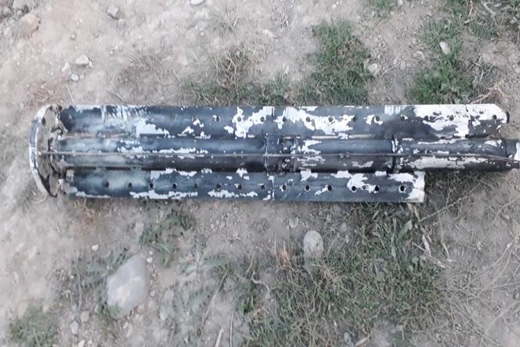 ANAMA raket atəşinə tutulmuş Bərdənin kəndlərində kasetli bombanın qalıqlarını aşkarladı - FOTO