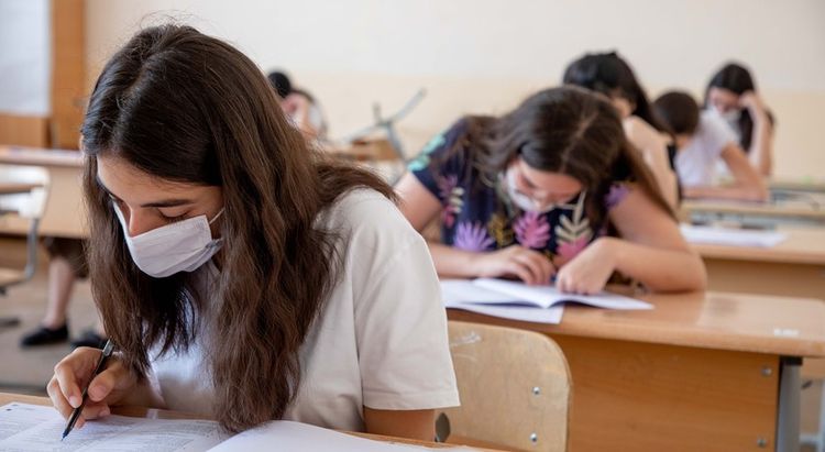 14 nəfər qəbul imtahanından xaric edildi