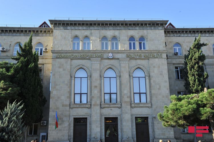 Boşanmış valideynlərin uşaqları ilə görüşünə qoyulan məhdudiyyət aradan qaldırıldı
