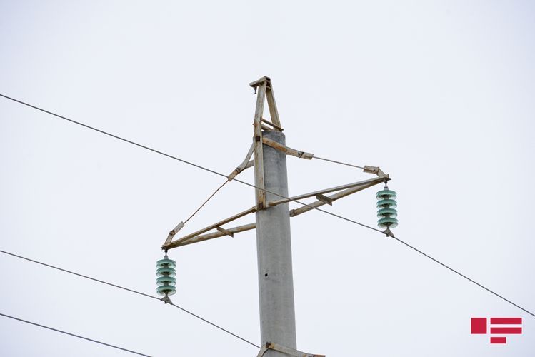 Rayon sakinini elektrik cərəyanı vurub: cinayət işi başlandı