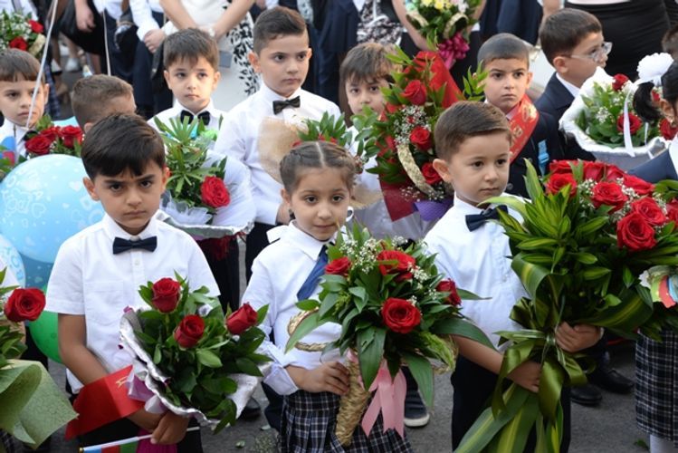 Yol polisindən dərs mövsümü ilə bağlı MÜRACİƏT: "Əvvəlcədən yer tapın"