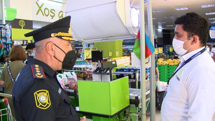 Mağazaya maskasız girənlər ciddi cəzalandırıldı - FOTO - VİDEO