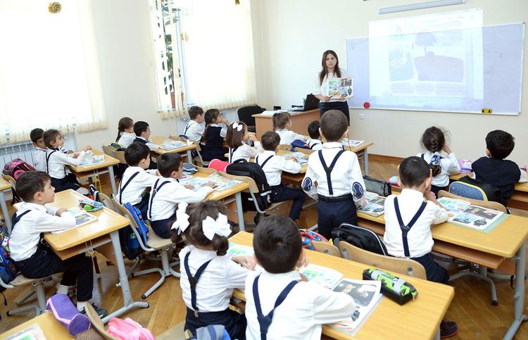 Şagirdlərin yerdəyişməsi üzrə sorğuların qəbulu dayandırılır - SƏBƏB