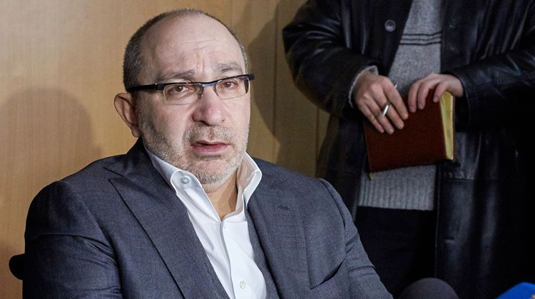 Koronavirusa yoluxan Xarkov şəhərinin meri komaya düşdü