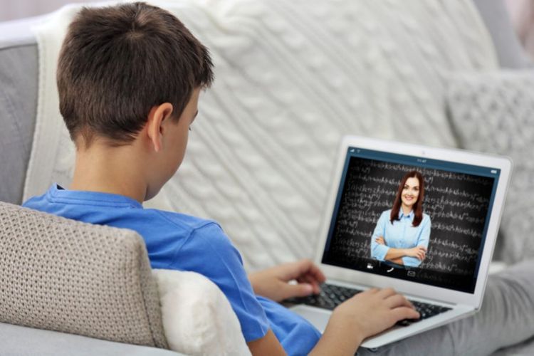 Virtual məktəb yeni tədris ilinə hazırdır
