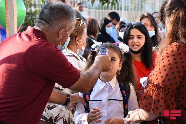 Dərs ili başlayandan 95 şagird və 26 işçi heyəti olmaqla 121 nəfərdə koronavirus aşkarlandı