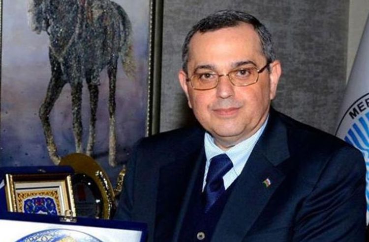 Xarici İşlər Nazirliyinin keçmiş idarə rəisi ev dustaqlığına buraxıldı