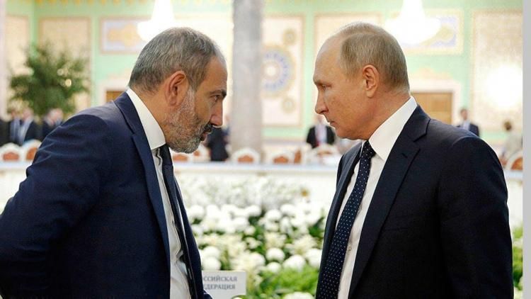 Putin və Paşinyan arasında telefon danışığı olub
