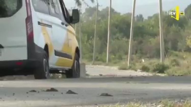 Düşmənin mərmisi İctimai Televiziyanın maşınının yaxınlığına düşdü