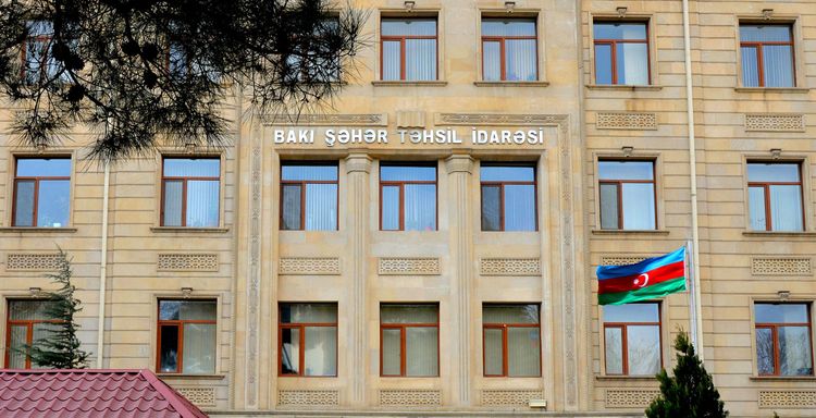 Bakıda 28 direktor vəzifəsi vakansiyaya çıxarılıb 