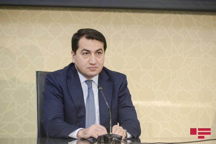 Hikmət Hacıyev: "İşğal olunmuş ərazilərimizə terrorçuların və muzdluların gətirilməsi prosesi var"