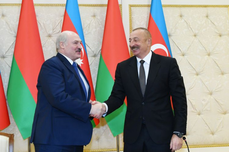Belarus Prezidenti Aleksandr Lukaşenko və Azərbaycan Prezidenti İlham Əliyev