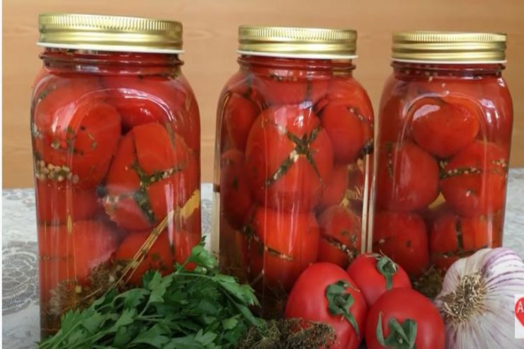 Pomidor turşusunu bir də belə hazırlayın – Lent.az-ın MƏTBƏXİ 